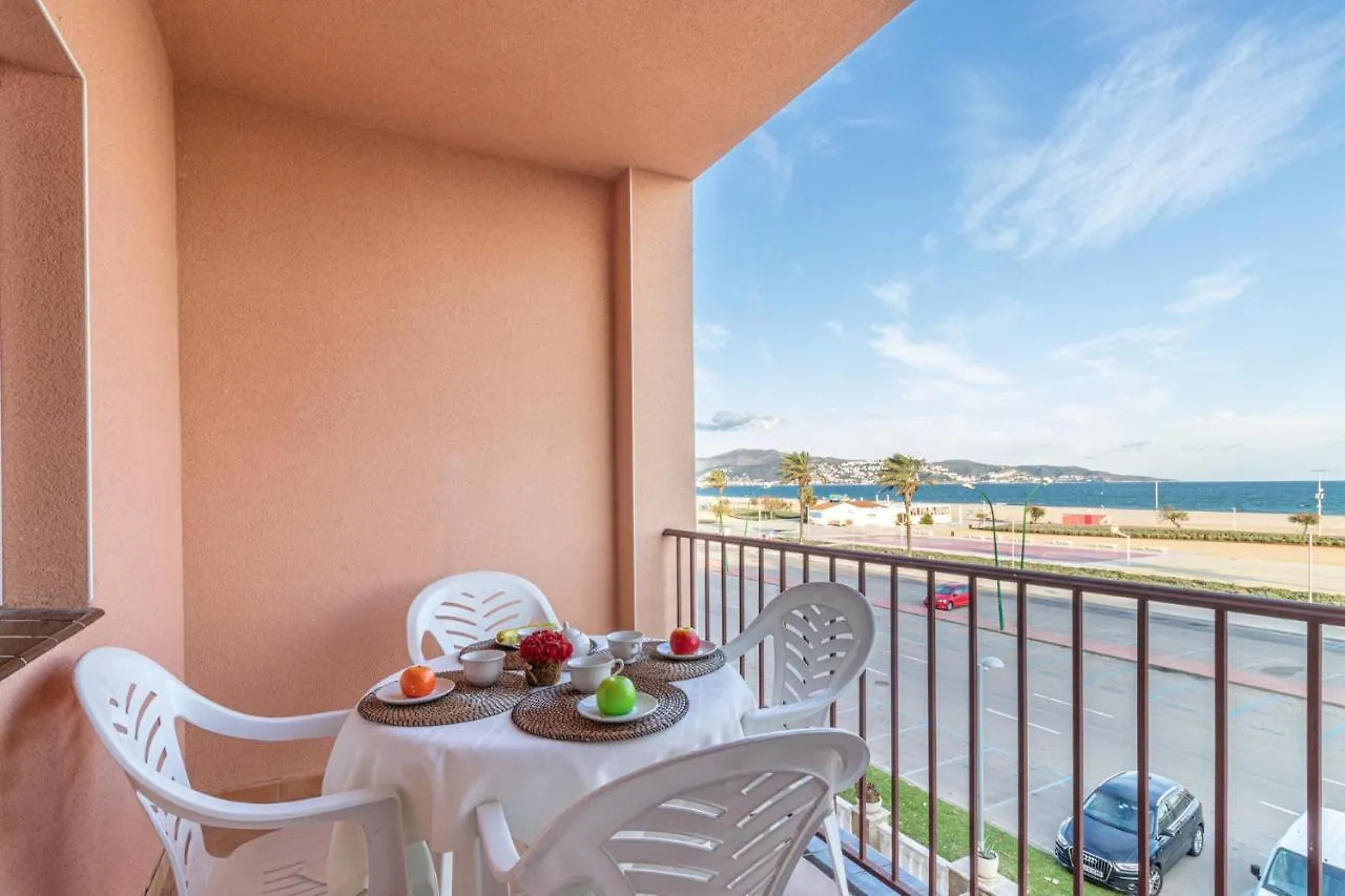 Apartment Empurialola -164-Apartamento En Primera Linea De Mar En Empuriabrava Spain